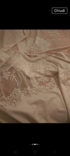 Tende vintage ricamate 