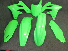 Kit completo plastica verde