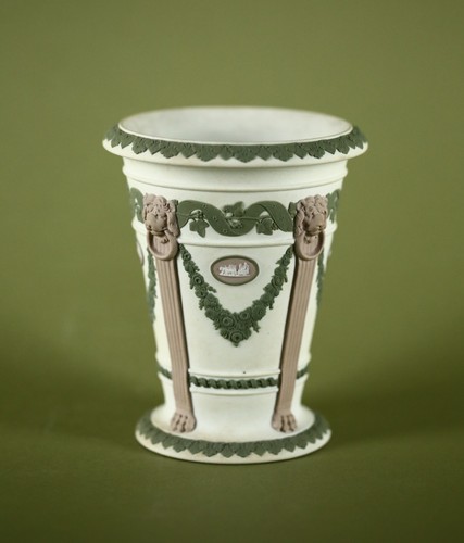 Raro vaso tromba - , monopodia