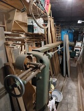 Attrezzature  falegnameria : combinata, sega circolare, pulitrice , bucatric