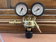 Riduttore Di Pressione Con 2