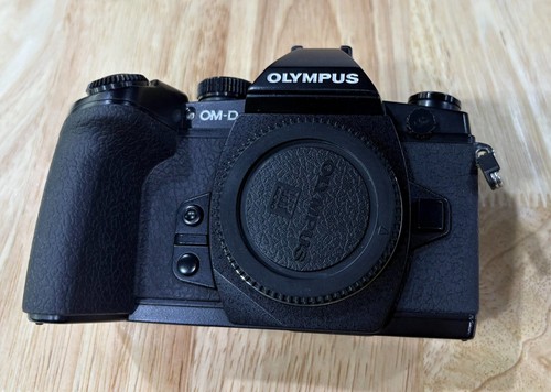 Olympus m1 16mp - e-m1,
