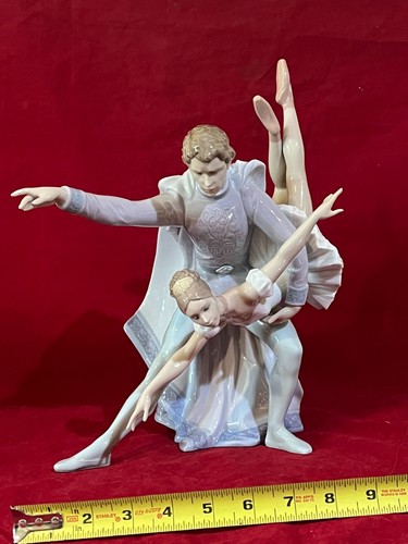 Scarce lladro 6374 pas - lladro,