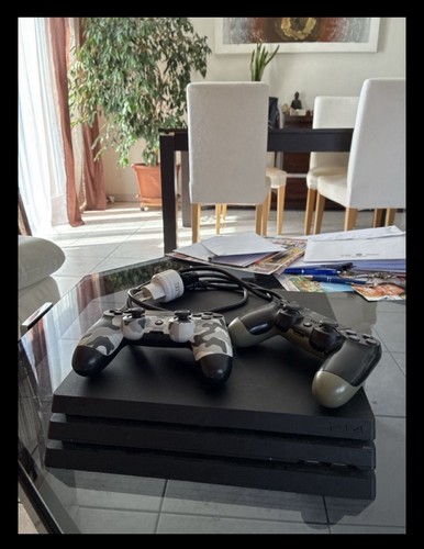 Sony playstation pro ps4 - 4,