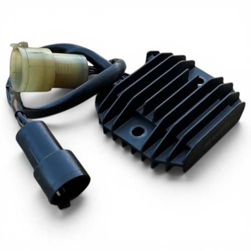 Regolatore tensione - regolatore,
