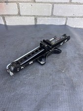 Cric sollevamento auto Volvo