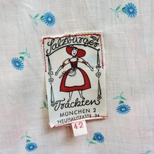 Vintage Salzburger Trachten