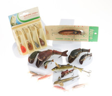 LOTTO da 18 VINTAGE LURES -
