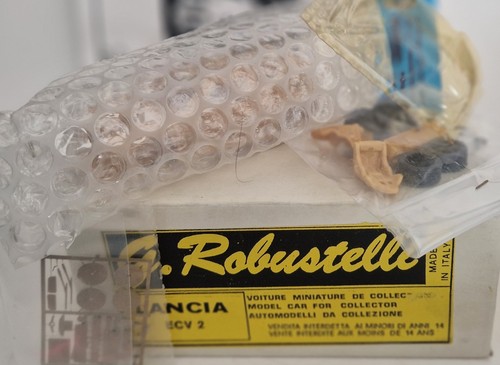 Robustelli kit lancia - 1/43,