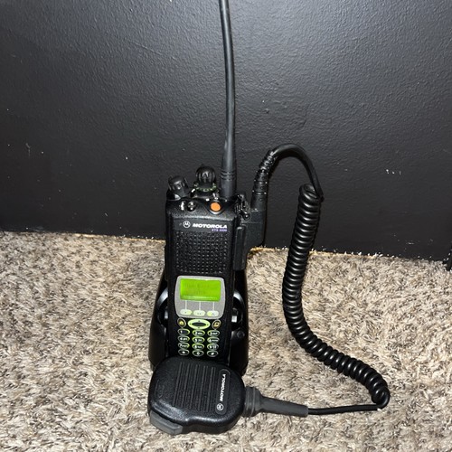 Motorola xts5000 model iii uhf - motorola,