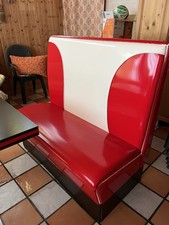 Tavolo Con Divani Ottimi Per Interni E/o Esterni