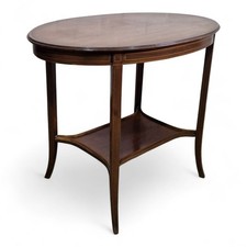 Antico tavolo ovale intarsiato in mogano 2 livelli lato occasionale