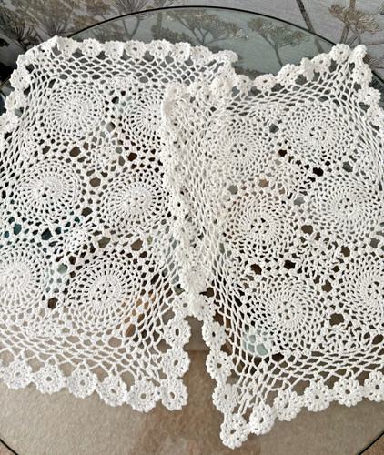 Vintage white cotton hand - white,