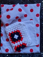 Bambole carrozzina coperta e