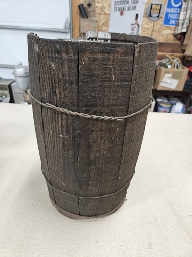 Fusto per chiodi vintage legno