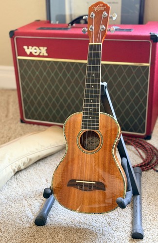 Ukulele oscar schmidt - oscar, schmidt/washburn