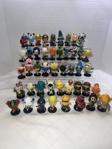 Lotto figurine - di,
