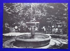 ? CARTOLINA FOTO VEROLI GIARDINI PUBBLICI FONTANA CHIOSCO BAR ANIMATA ?
