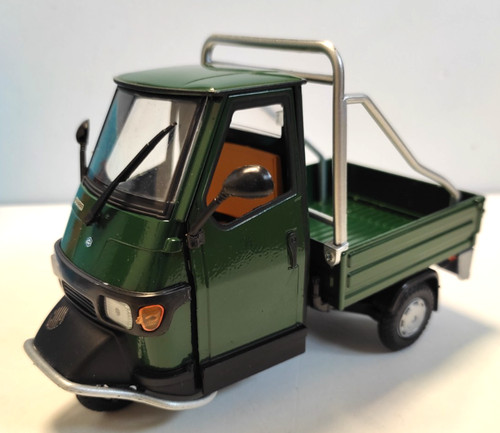 New ray die cast - ray, 1:18