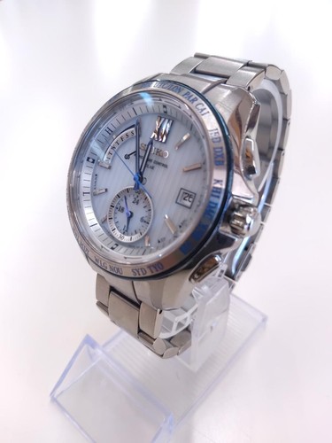 Brightz world time - time, 8b54