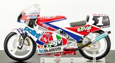 Honda RS125 Loris Capirossi 1991 Scala 1:24 Modellino Classe 125 Numero 1 N° 1