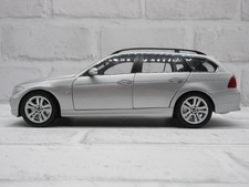 1/18 BMW 330i 3 series touring