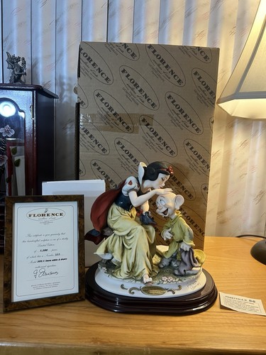 Disney biancaneve bacio dopey - biancaneve,