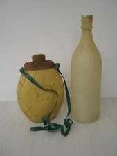 BOTTIGLIA e BORRACCIA PLASTICA VINTAGE SCUOLA ANNI 70