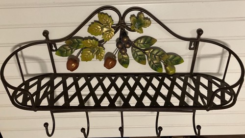 Scaffale vintage rustico