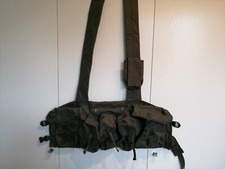 corpetto tattico verde multitasca a spalle ottimo per SoftAir 