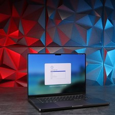 Apple MacBook Pro 16" (2023)