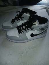 Nike Air Jordan 1 Mid Light