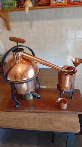 Alambicco distillatore - alambicco/distillatore, in