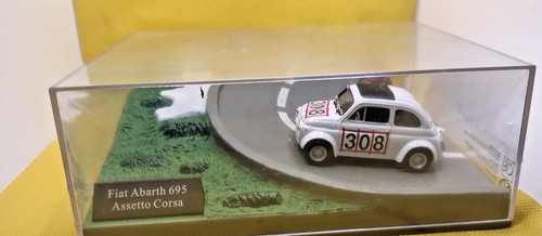 Die cast fiat abarth 695 - die,