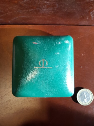 Scatola porta orologio - porta,