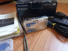 Appareil photo Numérique *