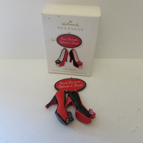 Hallmark keepsake ornament - hallmark,