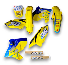 Plastiche + Grafica + Faro per