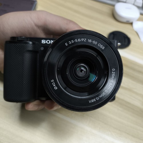 Sony alpha e10 - sony,