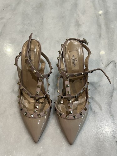 Valentino garavani rockstud - valentino,