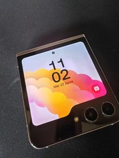 Samsung Galaxy Z Flip 5 8 GB |