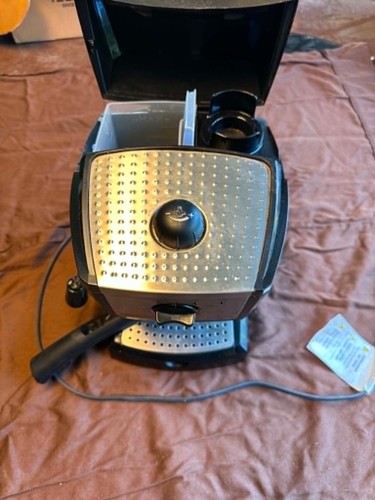 Delonghi espresso machine - delonghi, w/