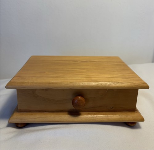Wooden jewellery box mele - jewellery,