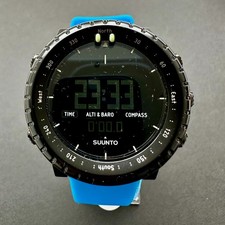 Orologio digitale uomo Suunto Core Regular nero con due cinturini