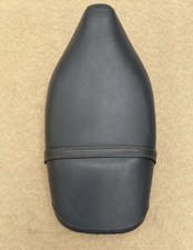 Sella Originale Gilera Runner 50/125/180 2T Con Scritta “Gilera” Versione Fx Fxr