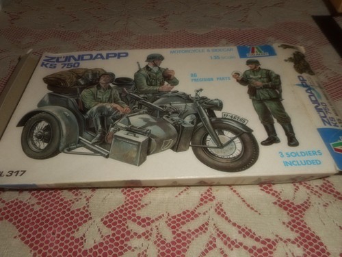 Kit modellino plastica - in, moto