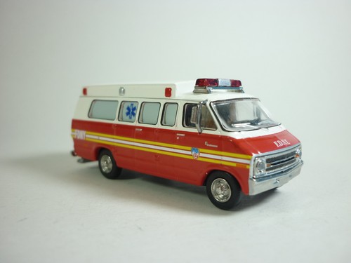 Brekina dodge b200 ambulanza - brekina,