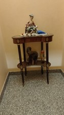 Mobiletto antico