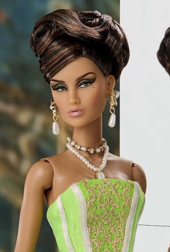 Amirah holding court fashion - court,