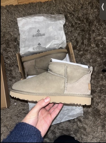Ugg classic ultra mini - 🔥,
